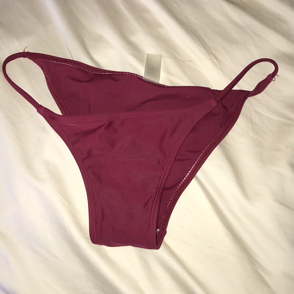 New burgundy swim bottoms